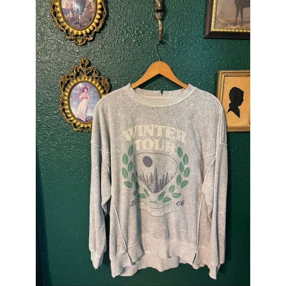 Aerie Oversized Gray Crewneck Size Medium Terry Cloth
